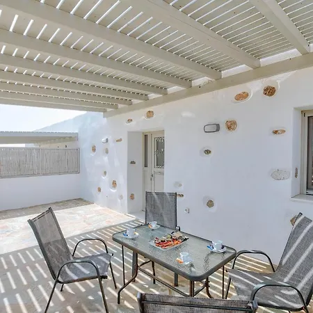 & Waves House * Andiparos